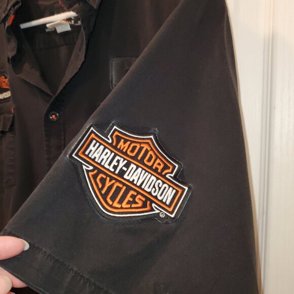 Genuine Harley-Davidson Service Shirt – 2XLT Rare find 😊 Faded but super cool! - Picture 5 of 7